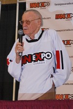 Stan Lee talks at Fan Expo 2012