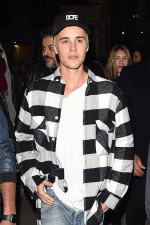 Justin Bieber depressed by meeting fans - cancels meet and greets