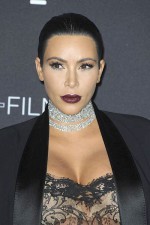 Kim Kardashian fires back at Bette, Chloe and Piers over nude pic