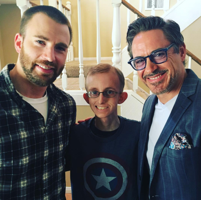 Robert Downey Jr., Chris Evans and Paltrow visit young cancer