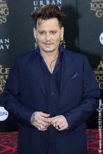 Johnny Depp's friend slams Amber Heard, claims Johnny is the real victim