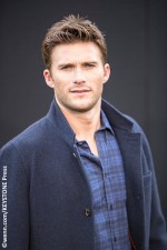 Scott Eastwood joins campaign to save ocean