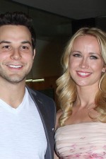 Pitch Perfect's Anna Camp and Skylar Astin get married