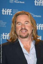 Val Kilmer denies cancer claim