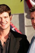 Robin Thicke speaks out on father Alan's sudden death