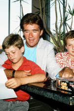 Alan Thicke sons in war with stepmom over estate