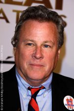 Home Alone's John Heard dies at 72