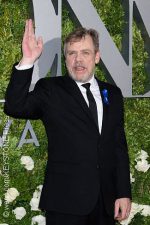 Star Wars' Mark Hamill shocks fans at Disneyland
