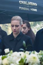 Riverdale review - Black Hood finally revealed!