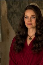 Carla Gugino's 'crazy experience' filming The Haunting of Hill House