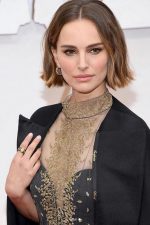 Rose McGowan slams Natalie Portman's 'offensive' outfit