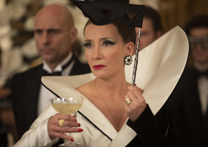 Emma Thompson in Cruella