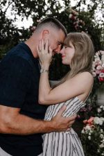Taylor Swift and Travis Kelce engaged - full details here!