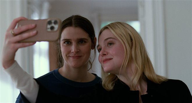 Inga Ibsdotter Lilleaas and Elle Fanning in Sentimental Value